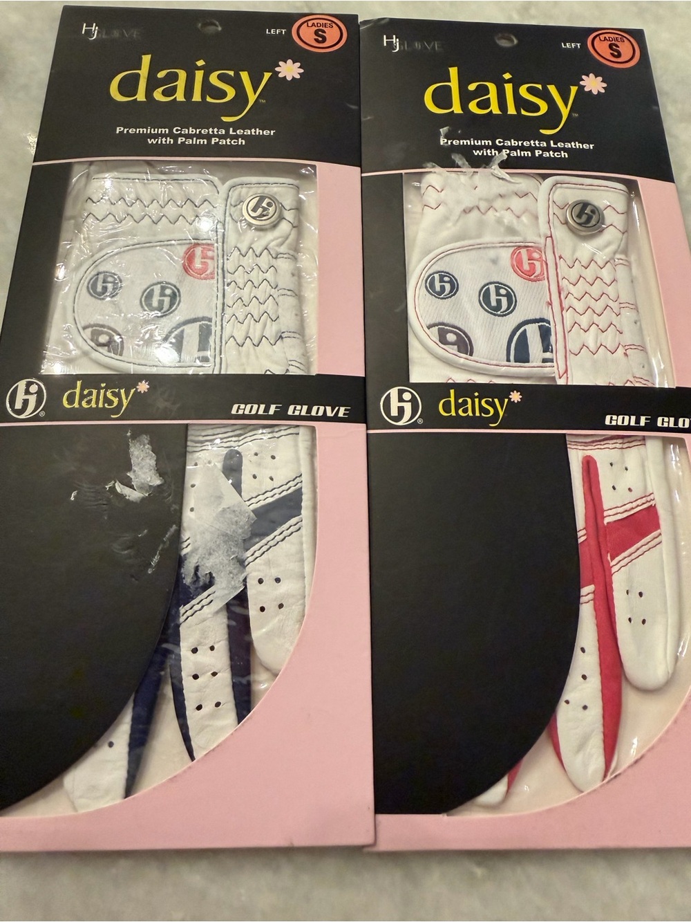 Daisy White and Pink Golf Glove in Branded Packaging 2 pairs - Picture 4 of 4